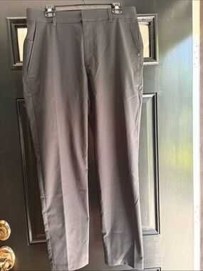 Nike Men's Black performance dress pants . Size 33x32